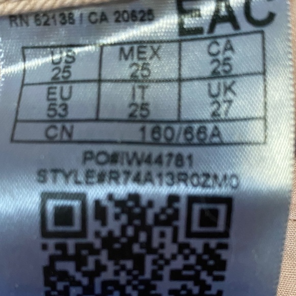 G by Guess Light Blush Distressed Ankle Pants - Picture 7 of 8